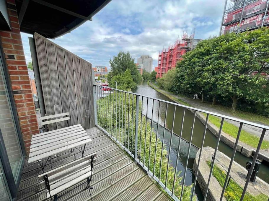 Cityfront Modern Apt Near City Centre/Etihad, Free Parking Manchester Exterior photo